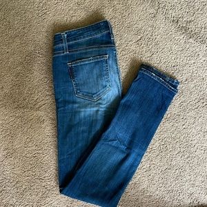 Paige size 27 skinny jeans